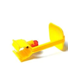 Поилка с каплеуловителем под круглую для птиц (кур, цыплят, перепелов, уток, гусей), диаметром 25 мм.