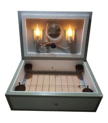 Инкубатор механический Наседка 100 (220 В), с цифровым терморегулятором.