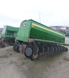 Сеялка складная John Deere 455, 7,6 м, б/у