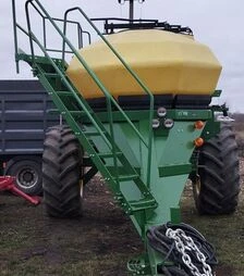 Посевной комплекс John Deere 730, 10,9 м + бункер 1910, 2013 г.в., полный кап.ремонт б/у