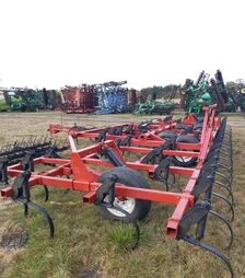 Культиватор Bush Hog, 10,6м, с пружинной бороной, б/у