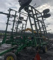 Культиватор John Deere 2210, 10,7 м, з котками, б/в