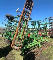 Культиватор John Deere 980, 8 м, з котками, б/в