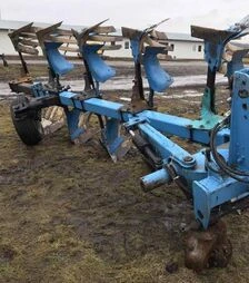 Плуг Eberhardt 4+1, з передплужниками, б/в