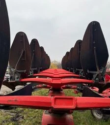 Плуг поворотний Gregoire Besson, 8-корпусний, б/в