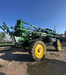 Обприскувач самохідний John Deere R4030, 2015 р.в, повне ТО, б/в