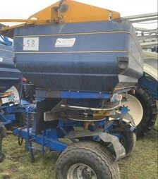 Розкидач добрив BOGBALLE M2 D, 4,2 м, 2016 р.в, б/в