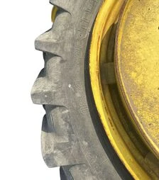 Шина Mitas в комплекте с диском 12/4-38 TD-17 8PR б/у