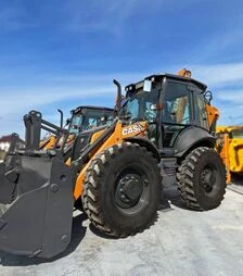 Екскаватор-навантажувач CASE 695SV