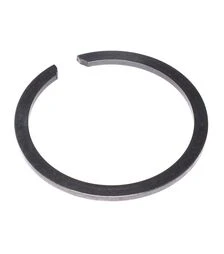 Кільце стопорне вихідного валу КПП JD8420/8520/8430/8530 (R114345)