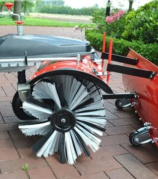 Подметальная машина HECHT 8101