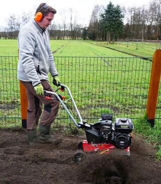 Культиватор бензиновий HECHT 790 BS