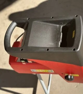 Садовий подрібнювач електричний HECHT 627 SILENT