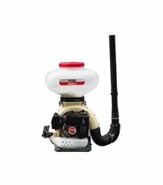 Мотоопрыскиватель-рассеиватель минеральных удобрений ранцевой Maruyama MD8030