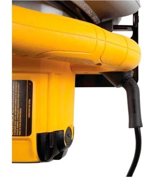 Дисковая (циркулярная) пила DeWALT DWE560