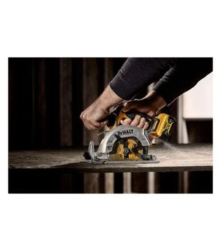 Дискова (циркулярна) пила акумуляторна DeWALT DCS512N 12 В, &Oslash;140 мм