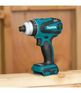Шуруповерт Makita DTP141Z