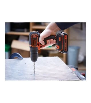 Дрель-шуруповерт аккумуляторный BLACK+DECKER BDCD18, 18 В, 1,5 Агод