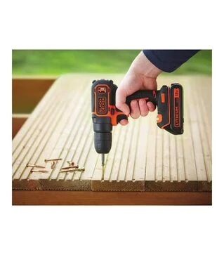 Дрель-шуруповерт аккумуляторный BLACK+DECKER BDCDC18KB, 18 В, 1,5 Агод, в кейсе