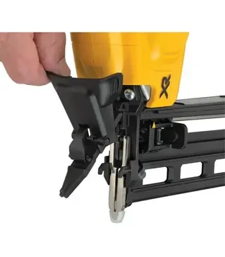 Гвоздезабиватель аккумуляторный каркасный DeWALT DCN930N 18В без АКБ и ЗУ