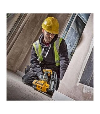 Цвяхозабивач акумуляторний DeWALT DCN660P2, XR Li-Ion 18 В, 5 А*год