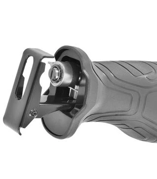 Пила шабельна HECHT 1571, 710 Вт