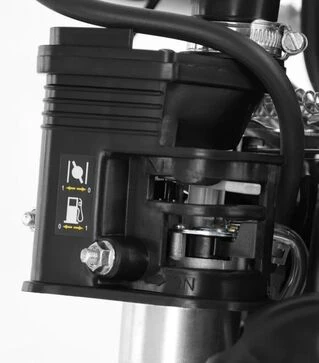 Вібронога бензинова HECHT 1121