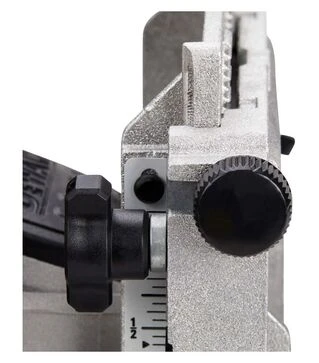 Фрезер ламельний DeWALT DCW682P2, XR Li-Ion 18 В 5 А*год, в кейсі