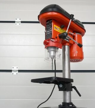 Свердлильний верстат Hecht 1055