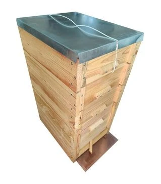 Вулик рогатий багатокорпусний під рамку Дадан 300 мм, на 9 рамок, проварений у парафіні (В0002)