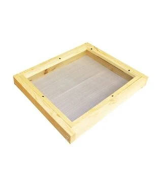 Дно сетчатое съемное на 10-ти рамочный улей (UM1012RU)