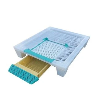 Дно сетчатое с пилосборником на 10-ти рамочный улей, пластик (DP0004ZE)