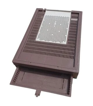 Дно с пилосборником на 8-ми рамочный улей 50,5х36,5х7 см, пластик (DP3451)