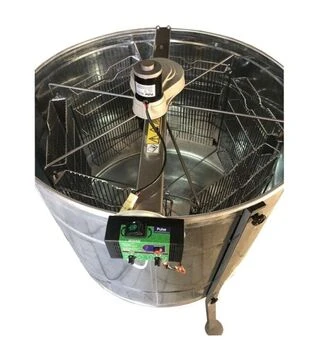 Медогонка 6-ти рамкова напівавтоматична оцинкована, з ремінним електроприводом Pulse 100 Вт, з підставкою (MP006P)