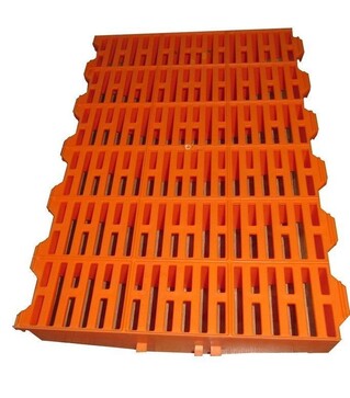 Пластикові грати 600х400 мм для свиноматок та відгодівлі