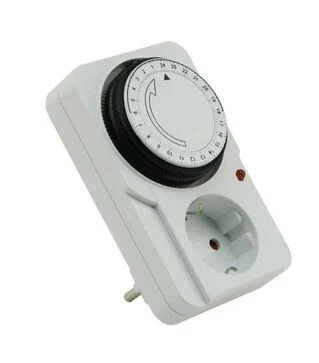 Таймер дневной механический Lemanso LM660