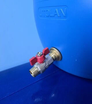 Бочка для бродіння Litolan 65 л, з гідрозатвором та латунним краном 1/2" (29635М)