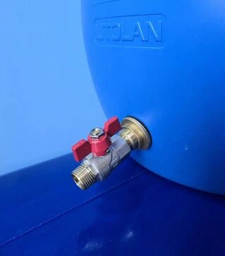 Бочка для бродіння Litolan 150 л, з гідрозатвором та латунним краном 1/2" (276121М)