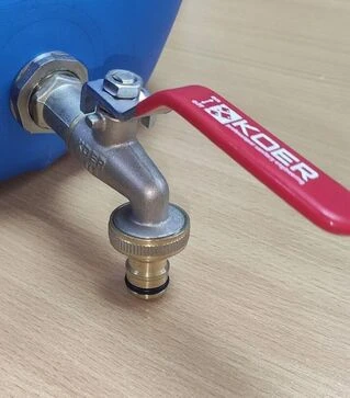 Каністра технічна Litolan 20 л, з латунним краном під шланг (21822)