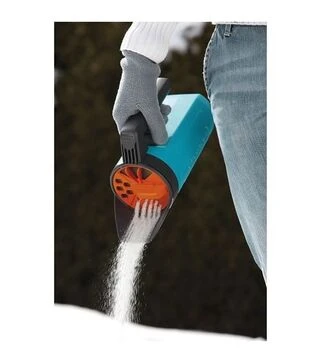 Разбрасыватель ручной GARDENA Small для соли и песка (03255-30.000.00)