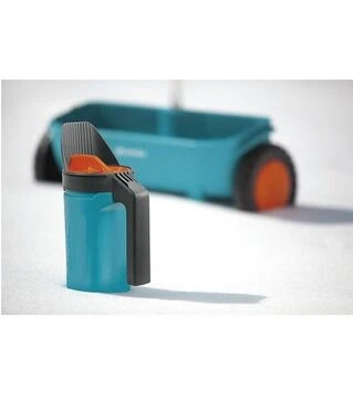 Разбрасыватель ручной GARDENA Small для соли и песка (03255-30.000.00)