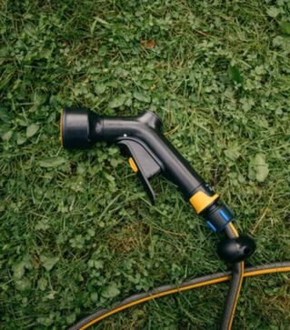 Пистолет-распылитель Fiskars (1070837)