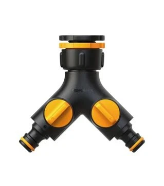 Штуцер двухканальный Fiskars, с клапанами (1027061)