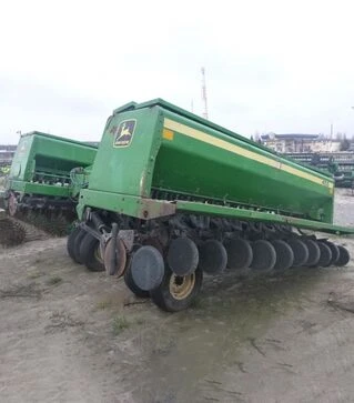 Сеялка складная John Deere 455, 7,6 м, б/у