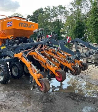 Посівний комплекс MZURI PRO-TIL 3T, 2012 р.в, б/в