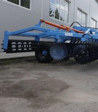 Дисковый лущильник AGROKALINA DEFT 3,5 Т сплошная рама, прицепной