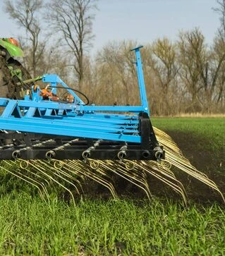 Борона дисково-пружинная AGROKALINA БП DEREX-3 с усиленной пружиной и измельчающим катком