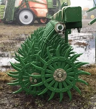 Борона ротаційна John Deere 400, 4,5 м, диск &empty;520мм, б/в
