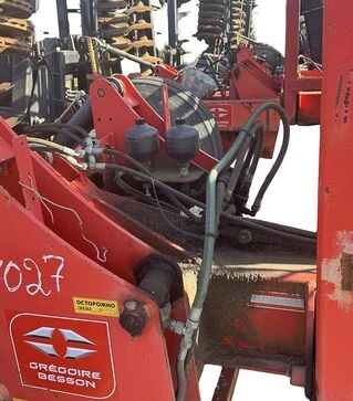 Глубокорыхлитель GREGOIRE BESSON HELIOS SP, б/у