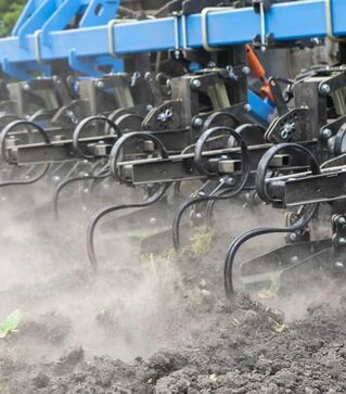 Культиватор межрядный AGROKALINA КУМ-5,6 8-рядный, с подпружинником